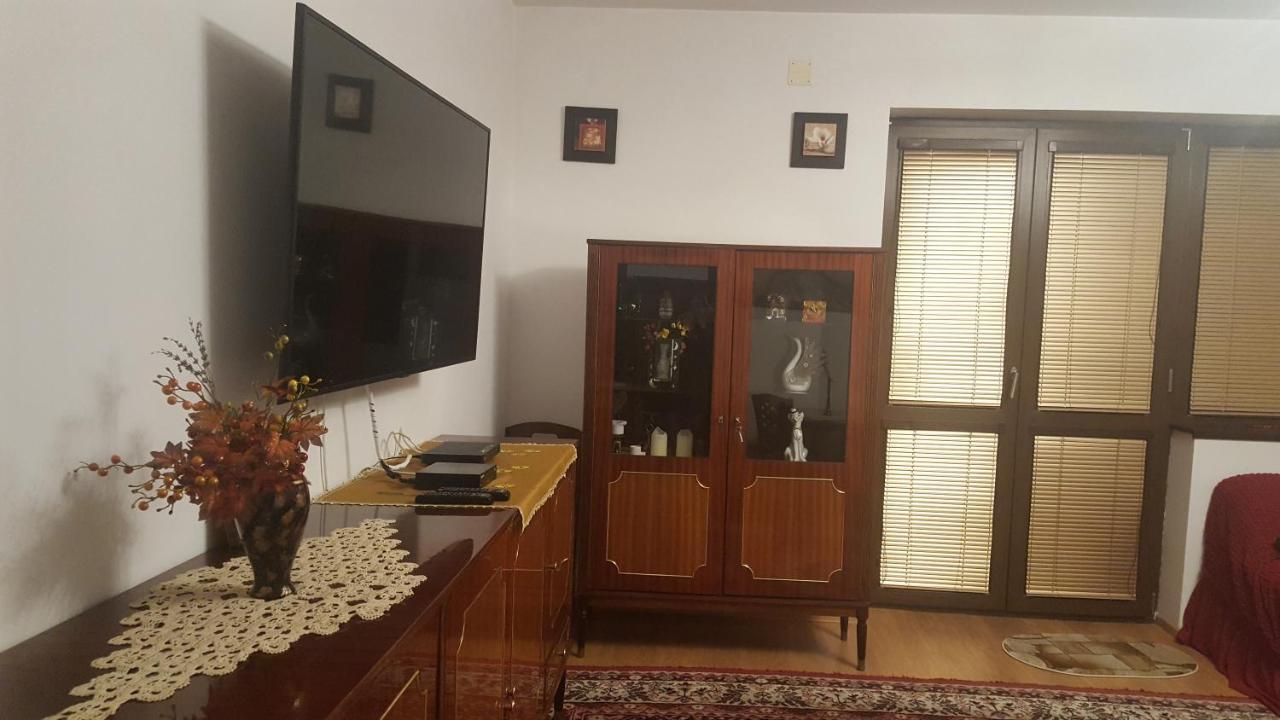 Casa Soarelui Leilighet Roşu Eksteriør bilde